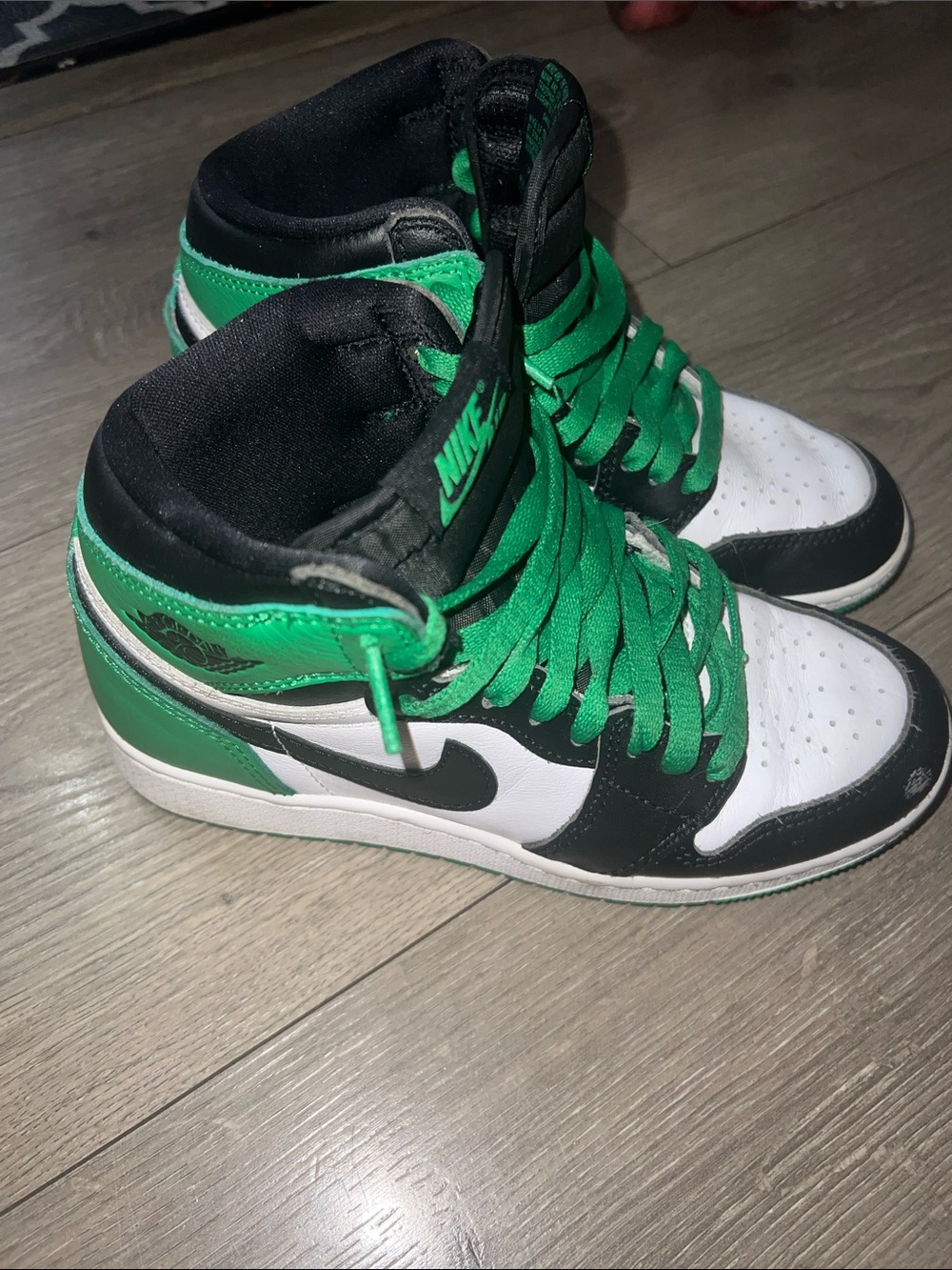 Nike Kids Black White Green High-Top Sneakers